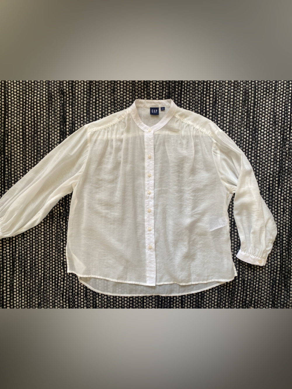 GAP White Button-Front Lightweight Blouse